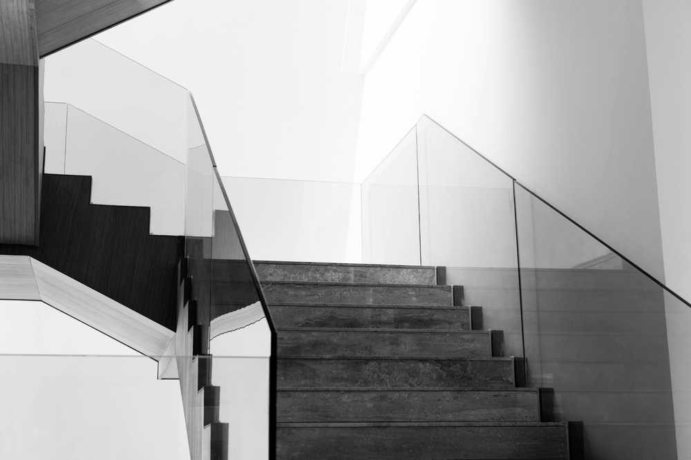 How A Glass Handrail Opens Up Your Space And Maximizes Light